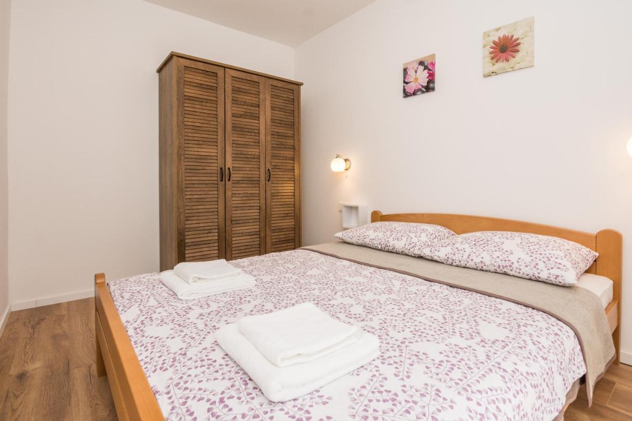Zilip Apartments Vir Exterior foto