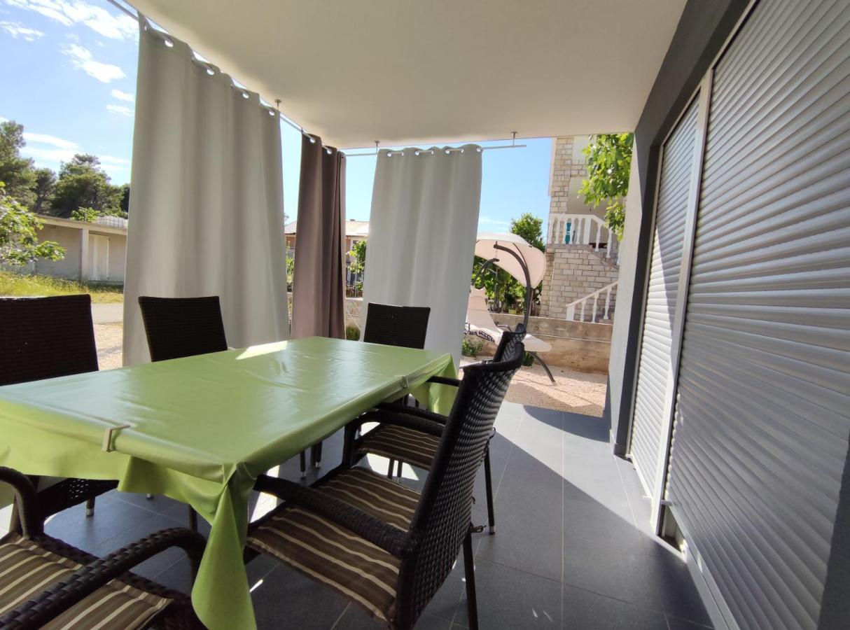 Zilip Apartments Vir Exterior foto