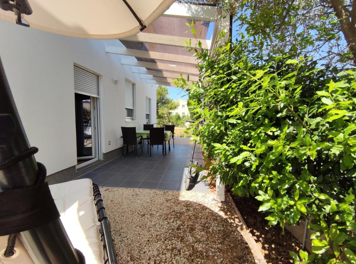Zilip Apartments Vir Exterior foto